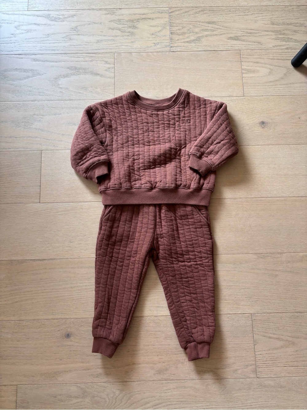 Rylee+cru toddler maroon quilted sweatshirt set, size 2-3Y
